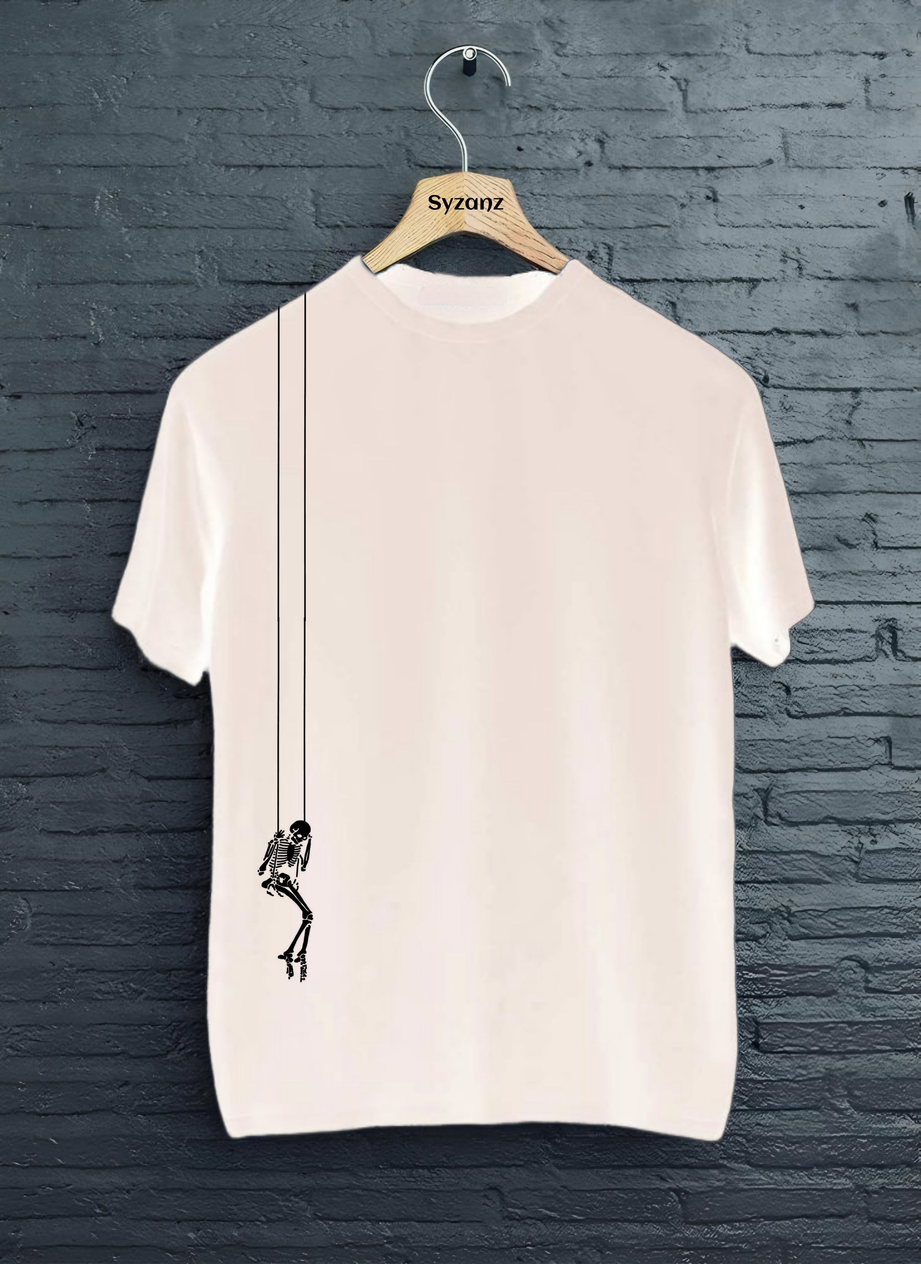 Hanging Skeleton graphic tshirt